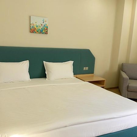 Holiday Village Interpark คราเนโว ภายนอก รูปภาพ