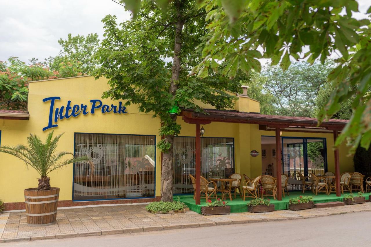 Holiday Village Interpark คราเนโว ภายนอก รูปภาพ
